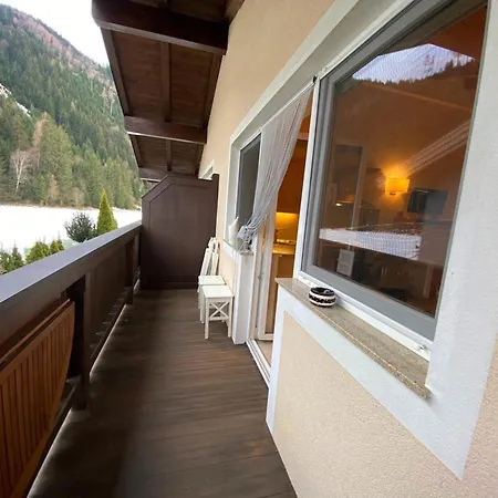 Holiday home With Terrace In Hollersbach *