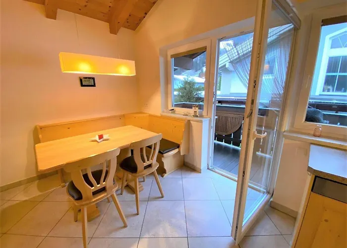 Dom wakacyjny With Terrace In Hollersbach Hollersbach im Pinzgau